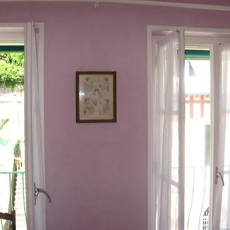 A L'Abri Des Vents Bed & Breakfast Saint-Jean-le-Thomas Room photo