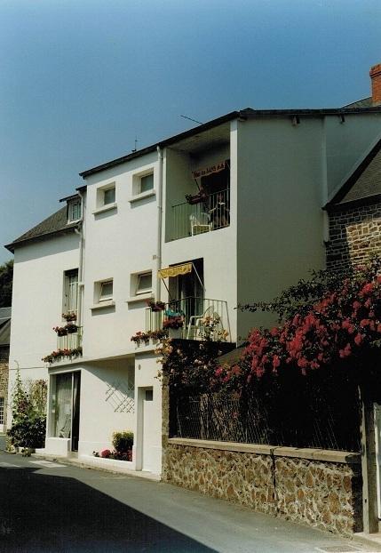 A L'abri Des Vents Bed & Breakfast