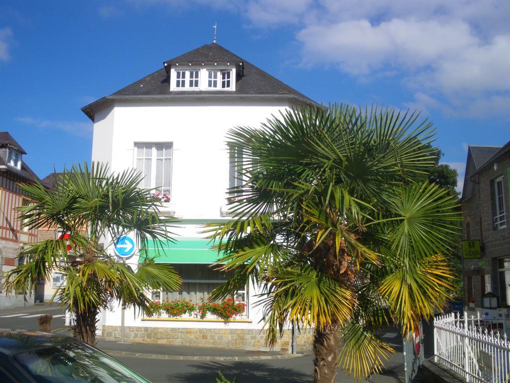 A L'abri Des Vents Bed & Breakfast 3*
